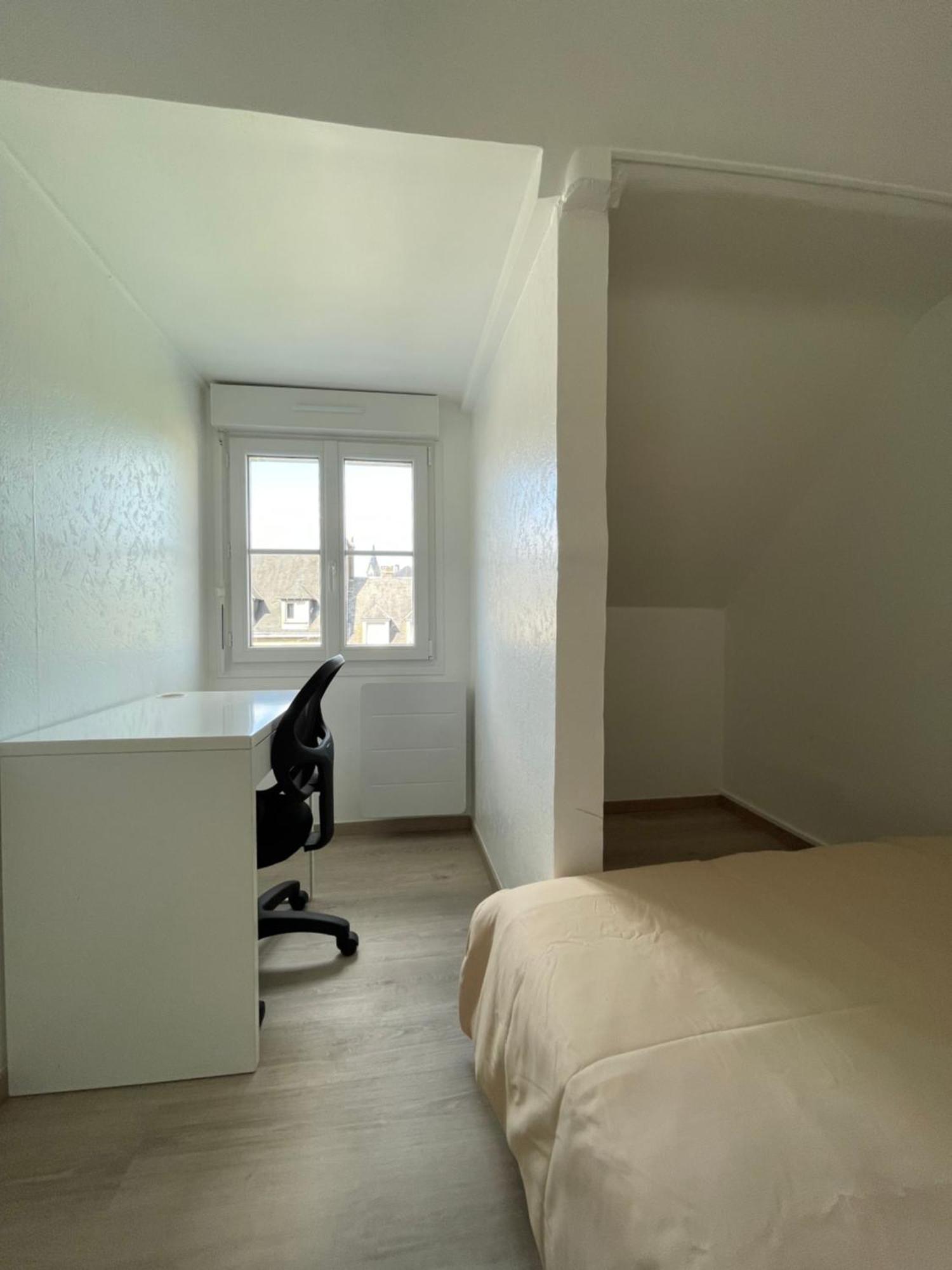Appartement Renove Tout Equipe, Centre Ville, Proche De La Gare Et Commerce Flers  Luaran gambar